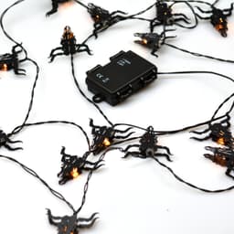 W:O:A - Lichterkette – Bild 4